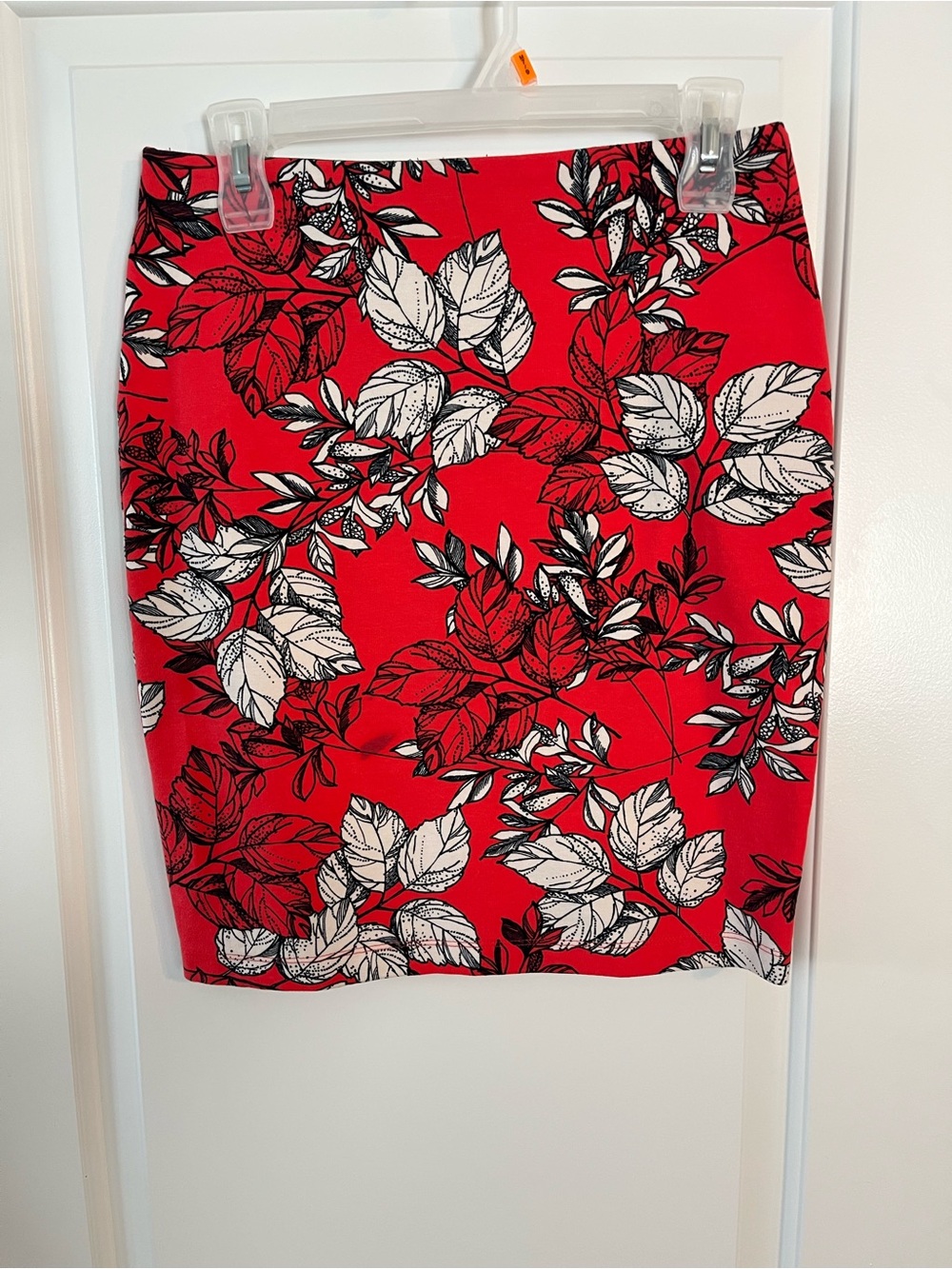 Ann Taylor Red Print Stretch knit Floral Pencil Skirt